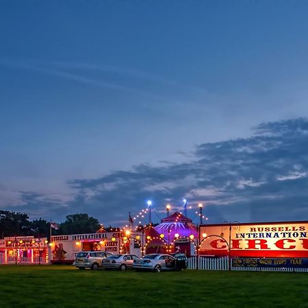 Vintage, Circus Holiday Home Мейблторп Екстер'єр фото